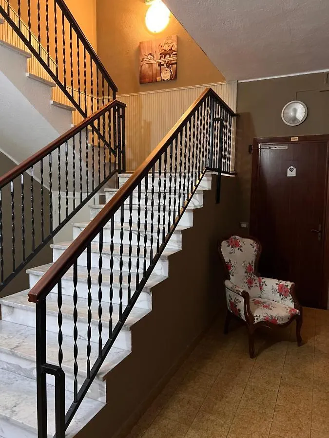 Hotel Meri Framura