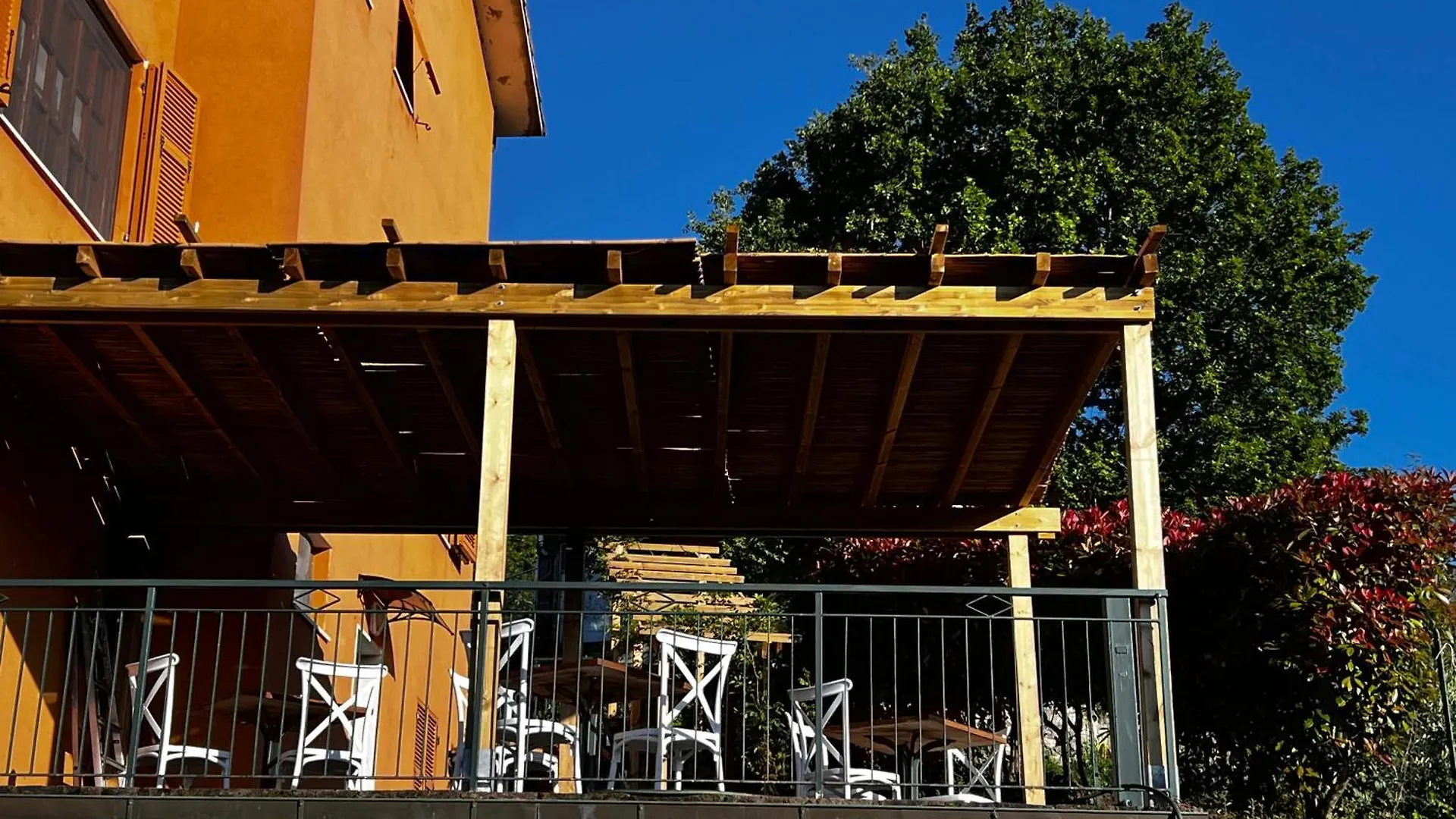 Hotel Meri Framura