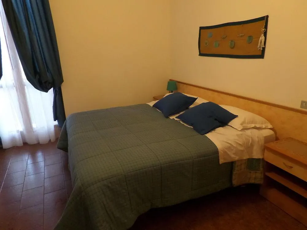 Hotel Meri 1956 Locanda E Cucina Framura